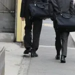 【悲報】男子校に入学したワイ、見渡す限り男子で咽び泣くｗｗｗｗｗｗｗｗｗｗｗｗｗｗｗｗ