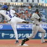 【宮本慎也】イージーミスやボーンヘッド…必死さに欠けるDeNA、プレーでお金を稼いでいる自覚を
