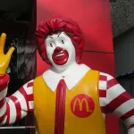 【悲報】マクドナルド、朝の5時から行列ｗｗｗｗｗｗｗｗｗｗｗｗｗｗｗｗｗ