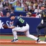 阪神　近本光司が今季初の途中交代　六回表の守備からベンチに退く　直前の打席では一塁へ全力疾走も