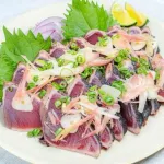 カツオの薬味でニンニク使うやつおるやん
