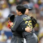 阪神・才木　１０勝チーム一番乗り「疲れました」１２６球熱投　九回大ピンチ救った佐藤輝に「好きです」ラブコール