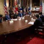 韓国交渉団「お会いできて光栄です大統領」 トランプ「おう、金正恩は元気か」 韓国「」