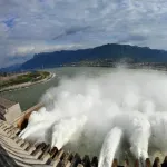 【衝撃】中国、25兆円かけて世界最大のダムを建設する模様　核爆弾で山を崩す計画も