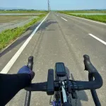 【疑問】車道で自転車乗ってるやつって自分が邪魔な存在だと自覚してないんか・・・？