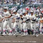 【甲子園】東洋大姫路が花巻東に勝利で14年ぶり16強 最後は阪下漣が締めた 「死のブロック」堂々2勝