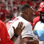 カープファビモン〝豪快〟アベック弾!森下6回2失点で2ヵ月ぶり6勝目!末包先制打!小園&菊池マルチ!栗林火消し!森浦5S締め!連敗ストップで4位浮上!【広島5-3ヤクルト/試合結果】