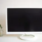 【悲報】テレビさん、テレビ離れの対策がSNSバッシング