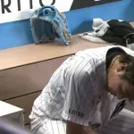 益田、降板後に利き手で台パン…怒りを露わに