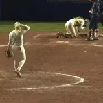【悲報】女子ソフトボールで珍投球wwwwwwwwwwwwwwwwwwwwwwwwwwwwwwwwwww