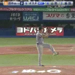【ヤクルト対巨人19回戦】ヤクルト・オスナ、巨人・田中将大から第９号ソロホームラン！！！！！！！！！