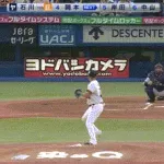 【ヤクルト対巨人19回戦】巨人、初回2アウト一塁から岡本和真のタイムリーツーベースで1点先制！！！！！！！！！！