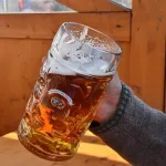 【画像】中国人、スタバで買い込んだビールやどら焼きを食べてしまうｗｗｗｗｗｗｗｗｗｗ