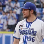 【悲報】バウアー、ゴキブリ野球にキレて小園のバットを蹴り飛ばすｗｗｗｗｗｗｗｗｗｗ