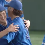 プロ初勝利で明大の後輩・竹田投手にプレゼントを購入してあげたDeNA入江、2勝目のプレゼントは渡さない？「そんなことしていたら、僕もう、、お金がなくなっちゃう、、」