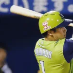 山田哲人(33) 94試合 .221  9本  30打点 3盗塁