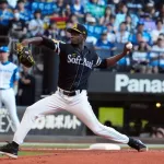 モイネロ　防1.07  10勝  2敗  回143.1  奪150