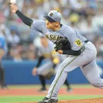 阪神４連勝でＭ１２　プロ初先発のルーキー・早川が初勝利、育成入団投手では球団初の快挙　大山が先制Ｖ打