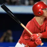 カープ高橋昂也、2点タイムリー2塁打でジエンゴ→村上宗隆に2打席連続バックスクリーン弾浴び3回4失点KO…