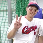 カープ中村奨成に『背番号51』はあり?秋山&広輔の1桁番号継承を推す声も