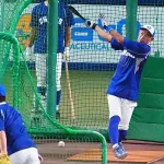 イチローさん(51)ナゴドでのバッティング練習で柵越え連発