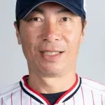ヤクルト、高津監督（43勝66敗）を解任し池山2軍監督（33勝67敗）を昇格させる