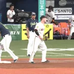 ヤクルト・オスナ、ブチギレ！！！ ヘルメットぶん投げｗｗｗｗｗｗ