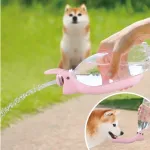 【謎】飼い主が犬のおしっこにペットボトルの水をプシューってかけるやつｗｗｗｗｗｗｗｗ