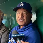 ロバーツ監督「佐々木朗希は100%健康。危機感を持ってほしい」