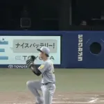 阪神、7回裏に投壊...ハートウィグ島本が被本塁打含む4失点で3点差に