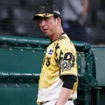 阪神ファン、独走優勝なのに『藤川ディス』。「コメントが面白くない」「疲れた選手をすぐ休ませる」