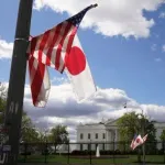 トランプ「おい日本、指定した口座に80兆円振り込め！」