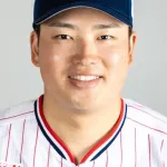 【悲報】セリーグ、シーズンほとんど休んでた村上がホームラン3位になってしまう