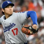 大谷翔平、緊急先発で4回途中無失点　最速163キロ、汗流し肩で息する場面も…力投に敵ファンも拍手