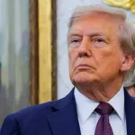 トランプ「おい日本、指定した口座に80兆円振り込め！」