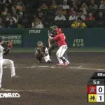 【阪神対広島23回戦】阪神・才木が危険球退場　石原にまさかの頭部死球　甲子園が騒然