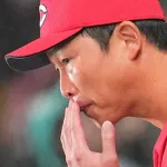カープ『6勝17敗』で阪神に優勝を許す。甲子園最終戦は完封負け【広島0-2阪神/試合結果】