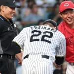 カープ新井監督が阪神藤川監督に「先におめでとう」試合前のメンバー表交換時に祝福