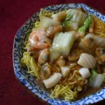 「焼きそばに入れてはいけない具」魚介類に決まる…！
