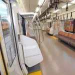 【悲報】女さん「満員電車で“ここ”に立つ男キモすぎ……！！」