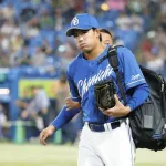 中日松木平が3イニングで緊急降板した理由、右手のマメが潰れたためだった