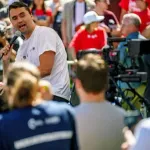 【悲報】トランプ大統領に近い保守系活動家さん、180メートル先から狙撃されて死亡