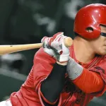 カープ小園、巨人山崎から3号先制ホームラン！3試合連続初回先制打！！