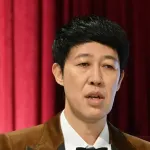 【悲報】小籔千豊さん、道頓堀ダイブにブチギレ「アレが『大阪』『阪神』と思われるのは恥ずかしい」