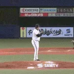 【オリックス対ソフトバンク18回戦】オリックス・マチャドの牽制悪送球wwwwwwwww