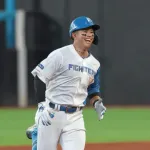 日本ハム・今川優馬が3試合ぶりとなる2号ソロ「最後まで気を引き締めて、執念で戦います」