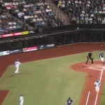 西武・ネビン、ホームゲッツーを狙ってまさかの悪送球