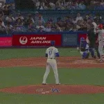 大谷翔平は5回までノーヒット！PS前哨戦フィリーズ相手に快投　初コンビのロートベットと息ぴったり
