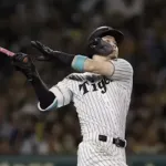 福留孝介『佐藤輝明は最終的に41本打つ』←これ
