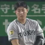 ヤクルト奥川が６年目で初の危険球退場　岡本和真は怒りあらわ、帽子取って謝罪